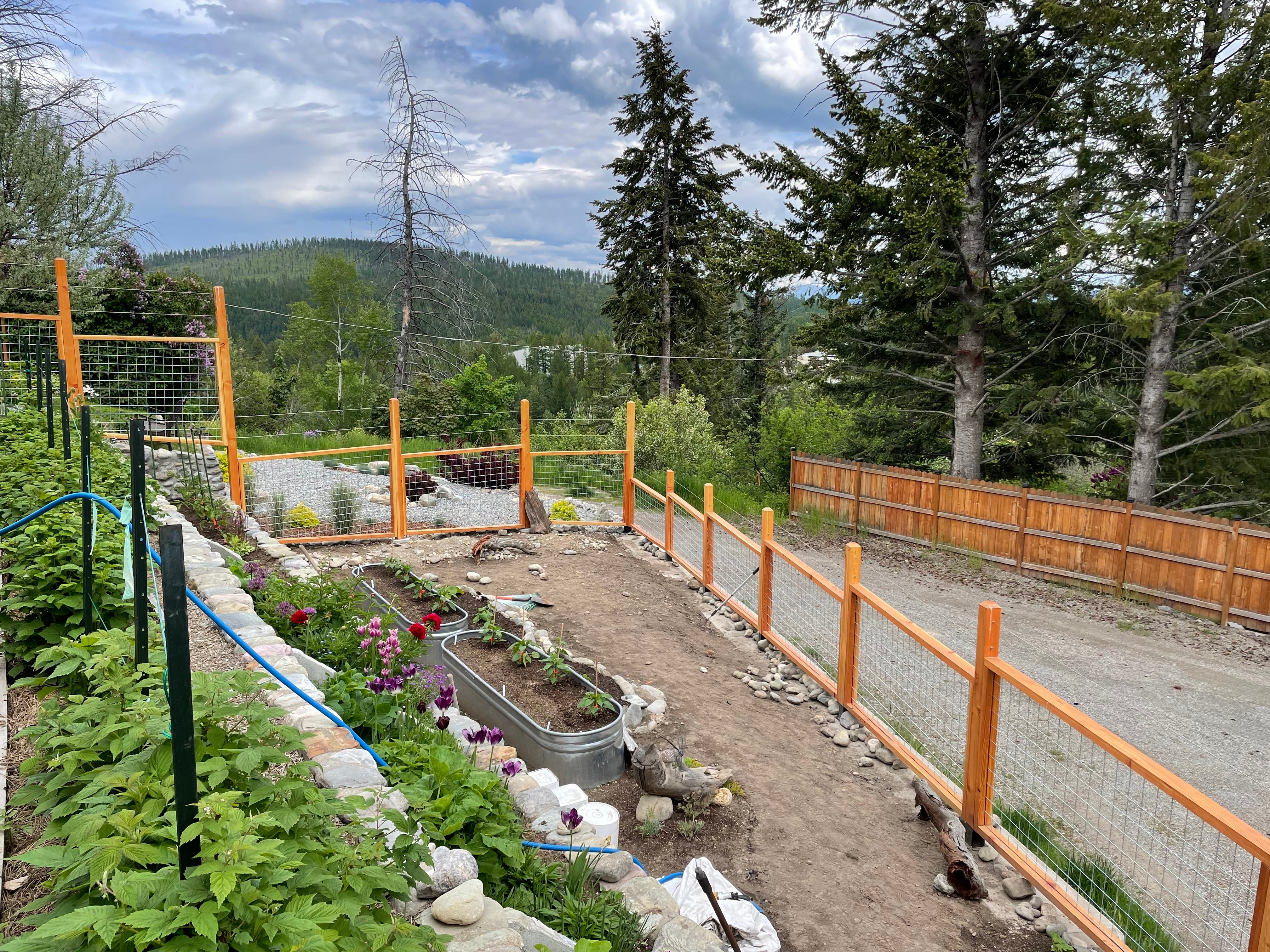 Cable Rail Back Yard Garden Fence Mountains Cable Rail Back Yard Garden Fence Mountains