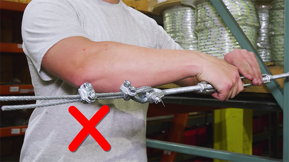 not-holding-turnbuckle-cable-end not-holding-turnbuckle-cable-end