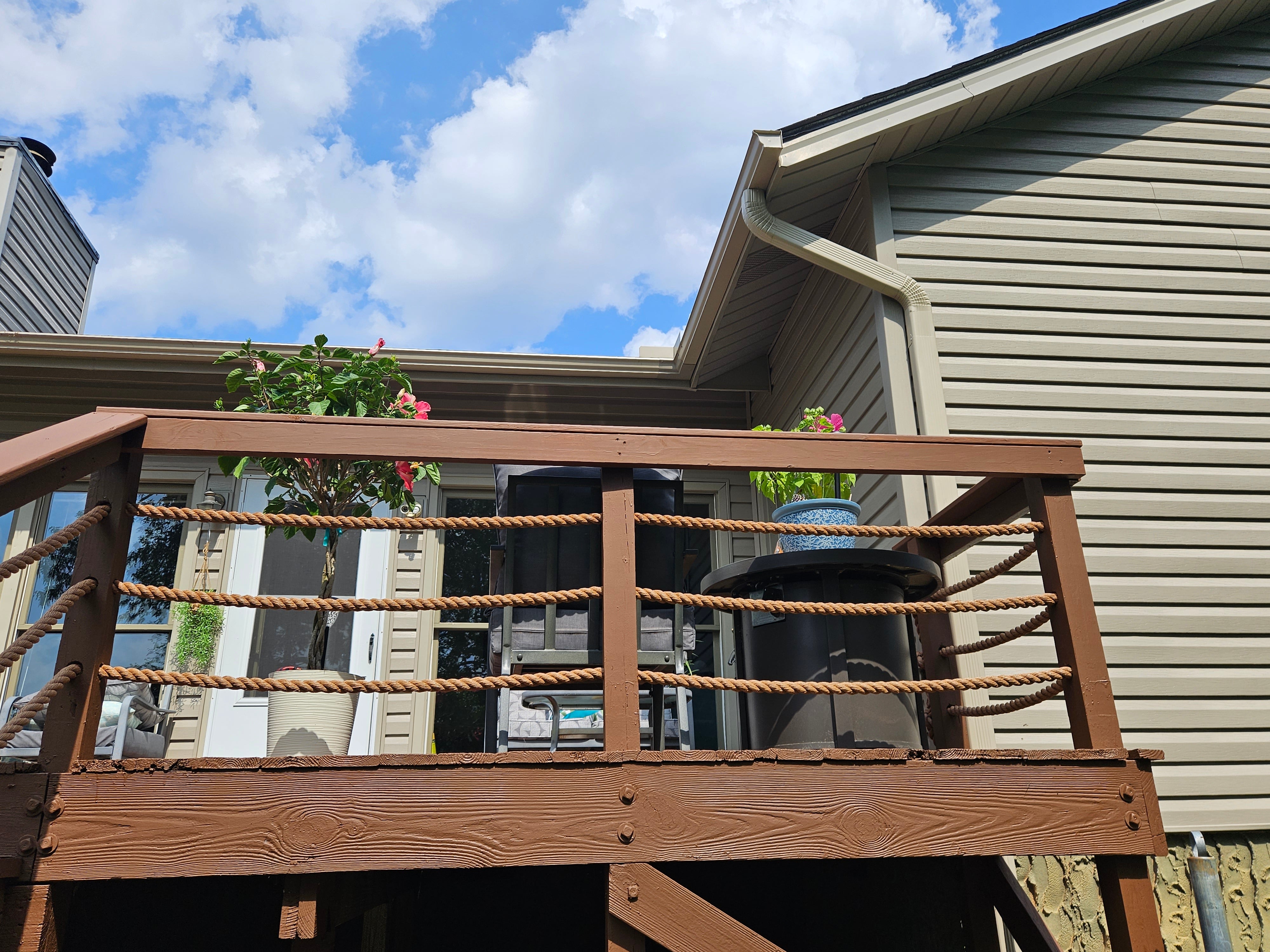 roperail_balcony roperail_balcony